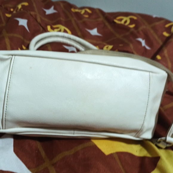 Liz Claiborne purse - Picture 5 of 6